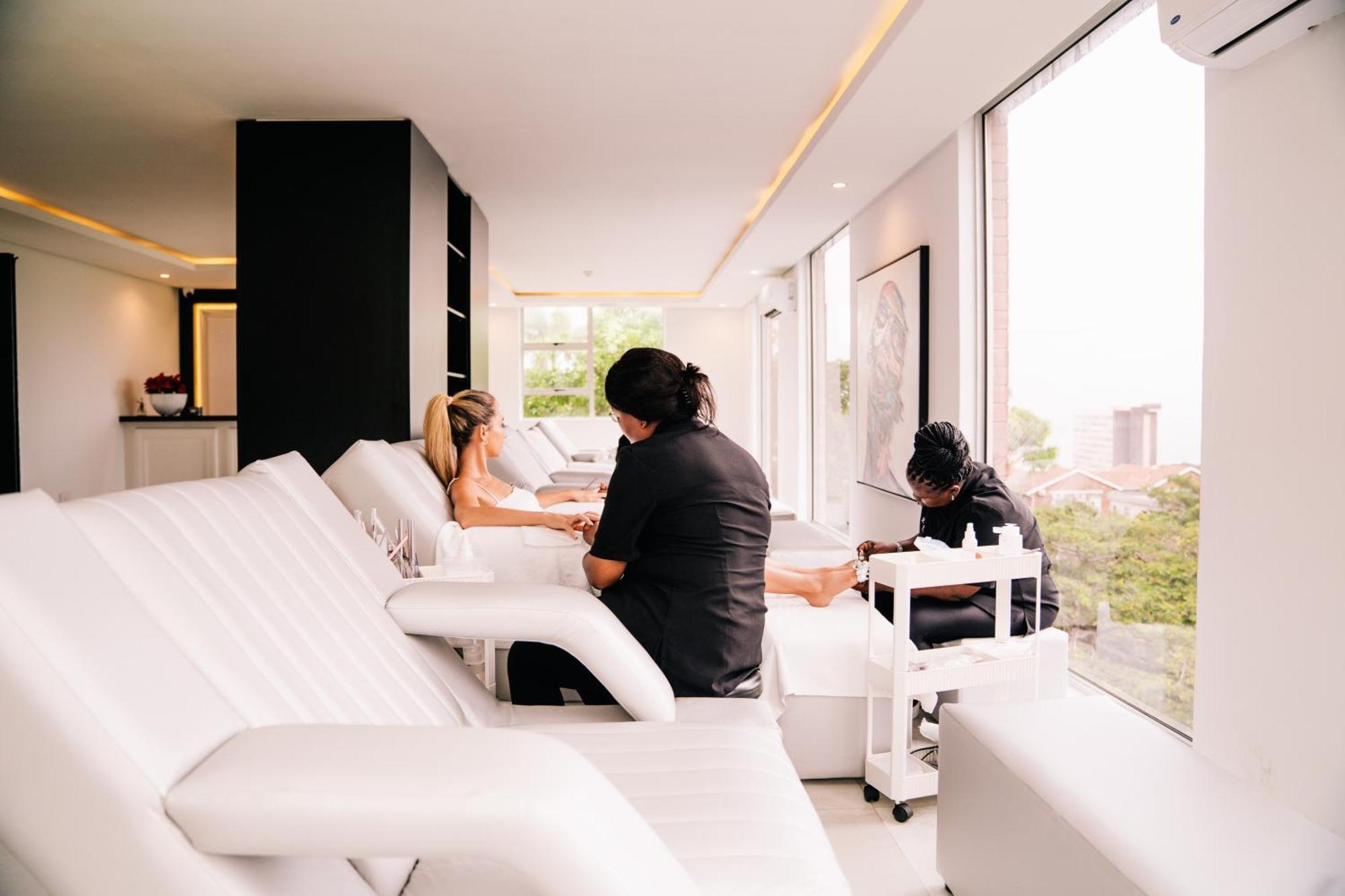 Zar Hotel Amanzimtoti Buitenkant foto