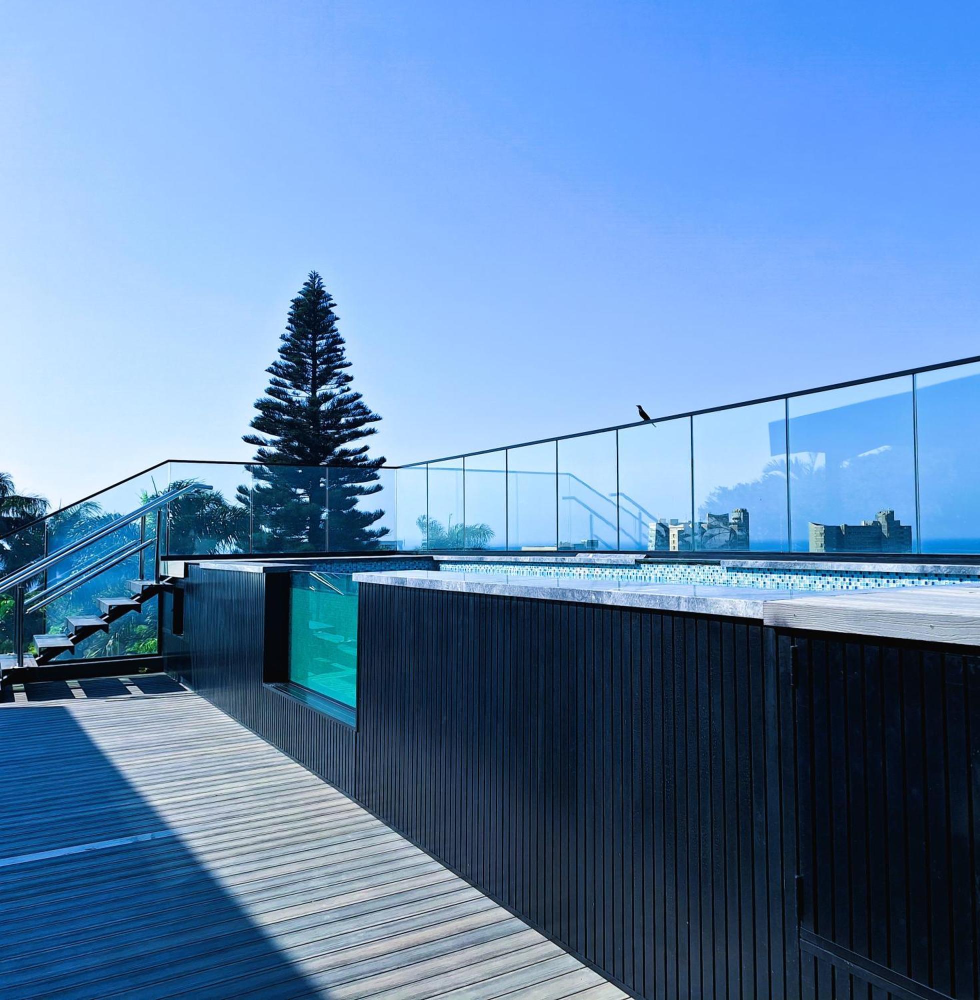 Zar Hotel Amanzimtoti Buitenkant foto